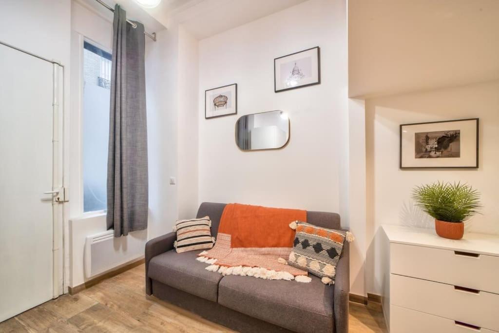 Bel Appartement Au Coeur De Montmartre Paris Ngoại thất bức ảnh