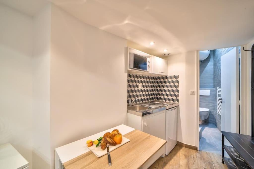 Bel Appartement Au Coeur De Montmartre Paris Ngoại thất bức ảnh